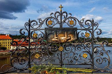 《最终幻想14》官方宣布 游戏线上注册人数突破2500万 